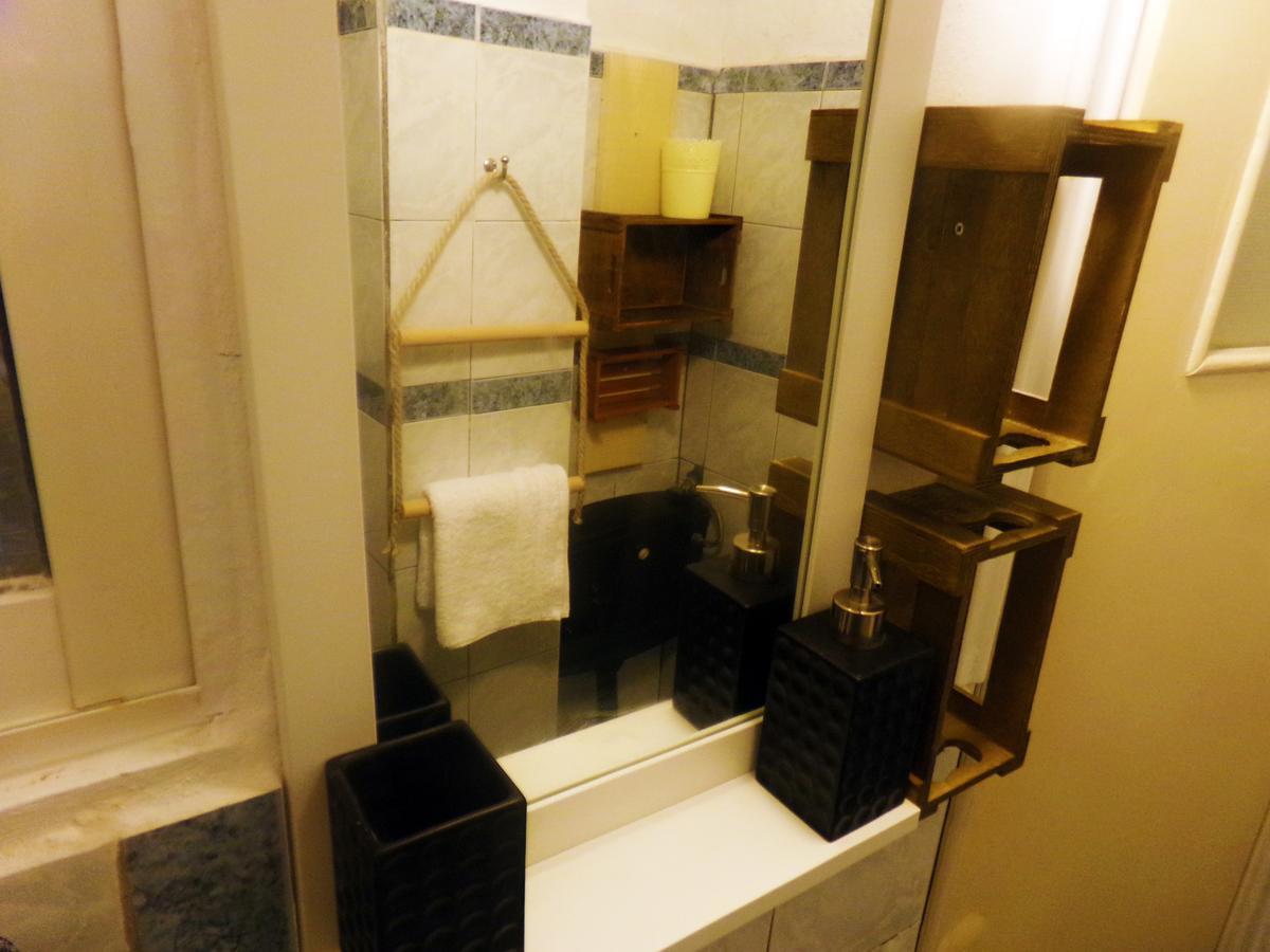 Leia Guest House Ermoupoli Dış mekan fotoğraf