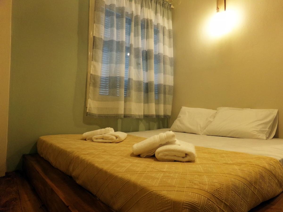 Leia Guest House Ermoupoli Dış mekan fotoğraf